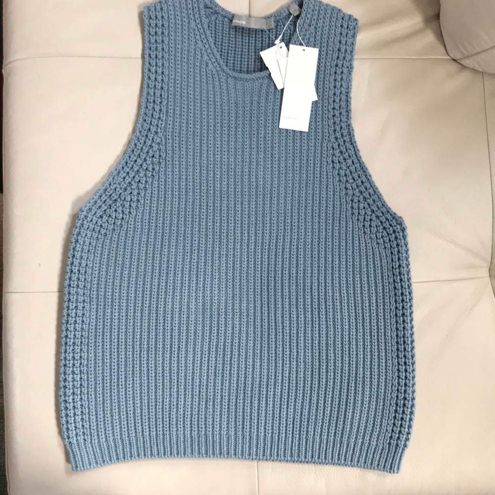 Vince. knitted vest - Picture 1 of 6